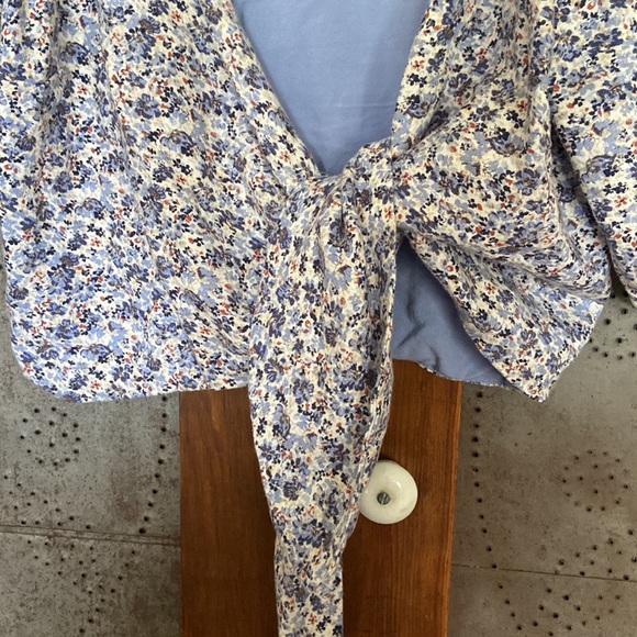 Abercrombie & Fitch Floral Tie Cropped Blouse Linen S - Picture 6 of 9